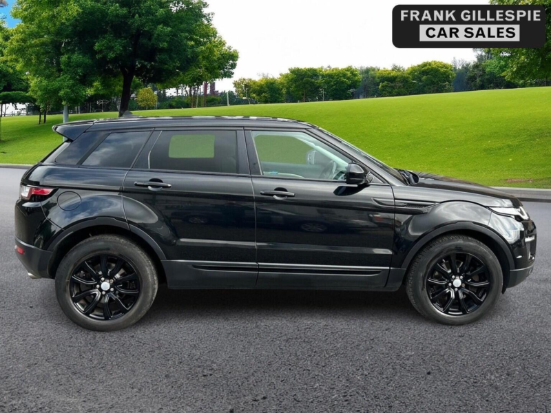 2015 Land Rover Range Rover Evoque 2.0 Td4 Se Tech Auto 4WD Euro 6 (s/s) 5dr in Black — image 1