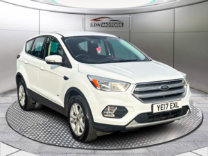 2017 Ford Kuga 1.5t Ecoboost Zetec Auto AWD Euro 6 (s/s) 5dr in White — image 4