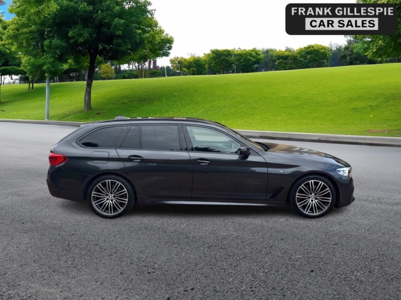 2019 BMW 5 Series 2.0 520i Gpf M Sport Touring Auto Euro 6 (s/s) 5dr in Grey — image 1