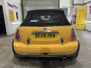 2008 MINI Convertible 1.6 One Convertible in Yellow — image 6