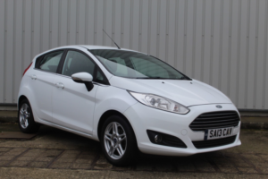 2013 Ford Fiesta 1.3 Zetec in White — image 2