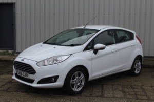 2013 Ford Fiesta 1.3 Zetec in White — image 5