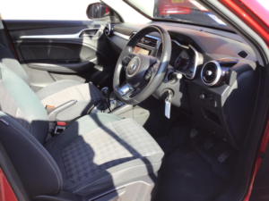 2018 MG MG Zs 1.5 Vti-Tech Excite Euro 6 (s/s) 5dr in Red — image 2