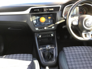 2018 MG MG Zs 1.5 Vti-Tech Excite Euro 6 (s/s) 5dr in Red — image 5