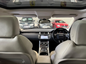 2016 Land Rover Range Rover Evoque 2.0 Td4 Hse Dynamic in Black — image 2