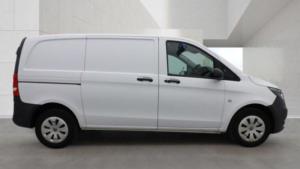 2022 Mercedes-Benz Vito 1.7 110 Cdi Progressive Fwd L1 Euro 6 (s/s) 5dr in White — image 3
