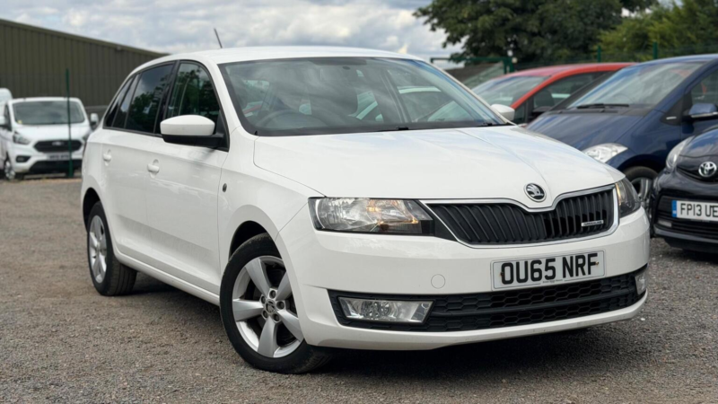 2015 Skoda Rapid 1.6 Tdi Greenline Euro 5 (s/s) 5dr in White — image 1