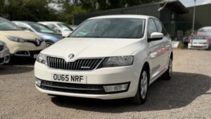 2015 Skoda Rapid 1.6 Tdi Greenline Euro 5 (s/s) 5dr in White — image 3