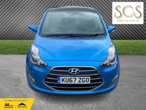 2017 Hyundai Ix20 1.6 Ix20 Prem Nav 1.6 Automatic in Blue — image 2