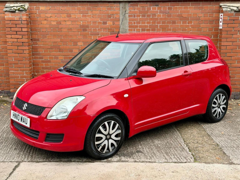 2010 Suzuki Swift 1.3 Sz2 3dr in Red — image 1