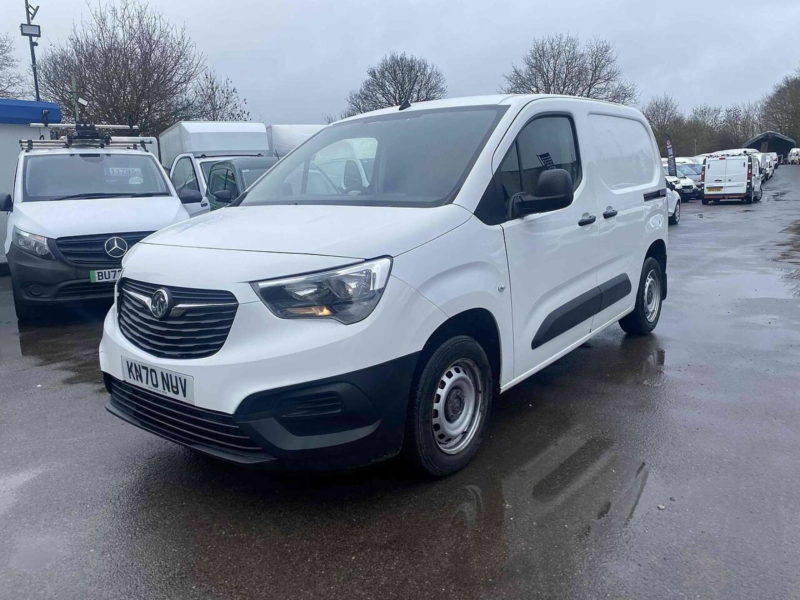 2020 Vauxhall Combo 1.5 Turbo D 2000 Edition Panel Van 4dr Diesel Manual L1 H1 Euro 6 (s/s) (100 Ps) in White — image 1