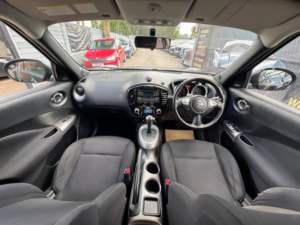 2014 Nissan Juke 1.6 Acenta CVT Euro 5 5dr in Black — image 2