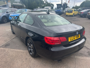2012 BMW 3 Series 2.0 320d Se Coupe 2dr Diesel Steptronic Euro 5 (184 Ps) in Black — image 5