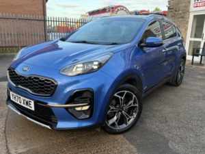 2020 Kia Sportage 1.6 T-Gdi Gt-Line S in Blue — image 2