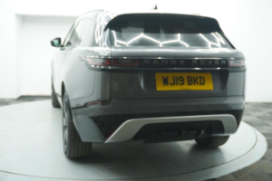 2019 Land Rover Range Rover Velar 2.0 D180 R-Dynamic S Auto 4WD Euro 6 (s/s) 5dr in Grey — image 5