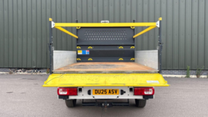 2025 Volkswagen Crafter 2.0 Tdi Cr35 Commerce Fwd Lwb Euro 6 (s/s) 4dr (etg) in White — image 6