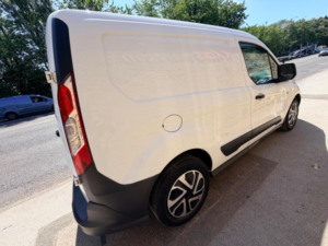 2018 Ford Transit Connect 1.5 Tdci 200 L1 H1 5dr in White — image 4