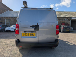 2022 Citroen Dispatch 1.5 Bluehdi 1000 Enterprise Pro M Fwd 2 Euro 6 (s/s) 6dr in Grey — image 4