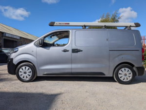 2022 Citroen Dispatch 1.5 Bluehdi 1000 Enterprise Pro M Fwd 2 Euro 6 (s/s) 6dr in Grey — image 6