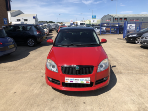 2009 Skoda Fabia 1.4 Tdi Pure Drive Sport in Red — image 3