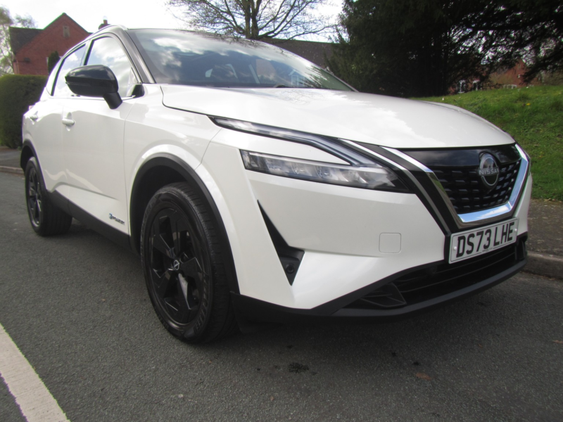 2023 Nissan Qashqai 1.5 H E-Power Kuro Edition - Damaged Cat S - Drive Away in White — image 1