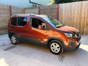 2021 Peugeot Rifter 3 SEAT Petrol Auto Wheelchair Accessible Disabled Access Vehicle Wav in Bronze — image 3