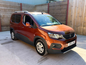2021 Peugeot Rifter 3 SEAT Petrol Auto Wheelchair Accessible Disabled Access Vehicle Wav in Bronze — image 5