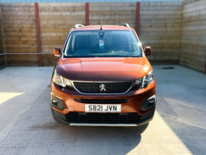 2021 Peugeot Rifter 3 SEAT Petrol Auto Wheelchair Accessible Disabled Access Vehicle Wav in Bronze — image 6