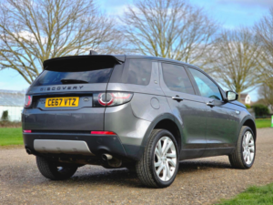 2018 Land Rover Discovery Sport 2.0 Td4 Hse Auto 4WD Euro 6 (s/s) 5dr in Grey — image 6