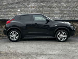 2012 Nissan Juke 1.5 Juke Acenta Premium Dci 5dr in Black — image 4