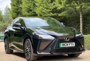 2024 Lexus Rz 450e 71.4kwh Takumi Auto Direct4 5dr in Black — image 2