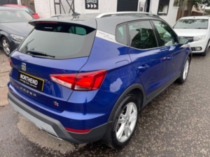 2018 SEAT Arona 1.6l Fr Tdi SUV 5dr Diesel Manual Euro 6 (114 Bhp) in Blue — image 4