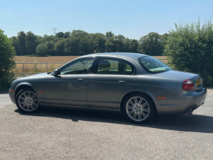 2005 Jaguar S-Type 2.5 V6 Sport 4dr in Grey — image 5