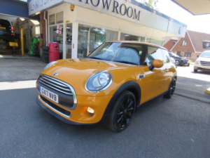 2017 MINI Hatch