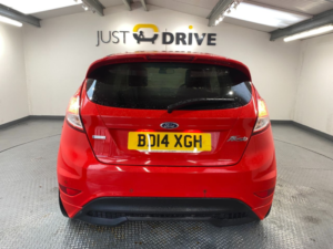 2014 Ford Fiesta 1.0t Ecoboost Zetec S Hatchback 3dr Petrol Manual Euro 5 (s/s) (125 Ps) in Red — image 4
