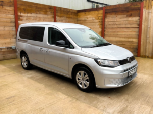 2025 Volkswagen Caddy Maxi 5 SEAT Petrol Wheelchair Accessible Disabled Access Vehicle Wav in Silver — image 3
