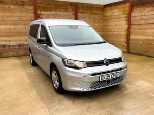 2025 Volkswagen Caddy Maxi 5 SEAT Petrol Wheelchair Accessible Disabled Access Vehicle Wav in Silver — image 5