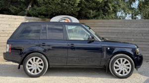 2011 Land Rover Range Rover 4.4 Td V8 Vogue Se in Blue — image 2
