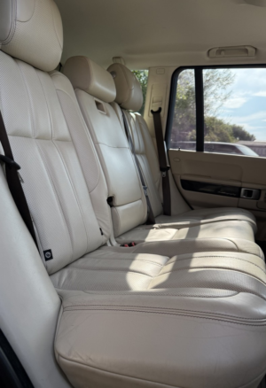 2011 Land Rover Range Rover 4.4 Td V8 Vogue Se in Blue — image 6