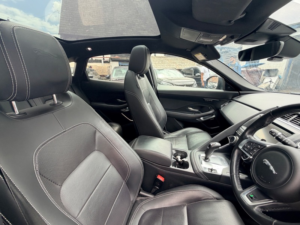2020 Jaguar E-Pace R-Dynamic Hse in Silver — image 2