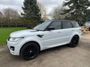 2014 Land Rover Range Rover Sport 3.0 Sdv6 [306] Autobiography Dynamic in White — image 4