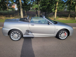 2004 MG Tf 1.8 Sunstorm Se Convertible 2dr Petrol Manual (184 G/km, 134 Bhp) in Multicolour — image 4
