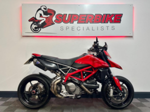 2018 Ducati Hypermotard 950 950 Euro 4 in Red — image 2