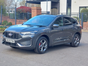 2025 Ford Kuga 2.5 Duratec 14.4kwh St-Line SUV 5dr Petrol Plug-In Hybrid CVT Euro 6 (s/s) (243 Ps) in Grey — image 3