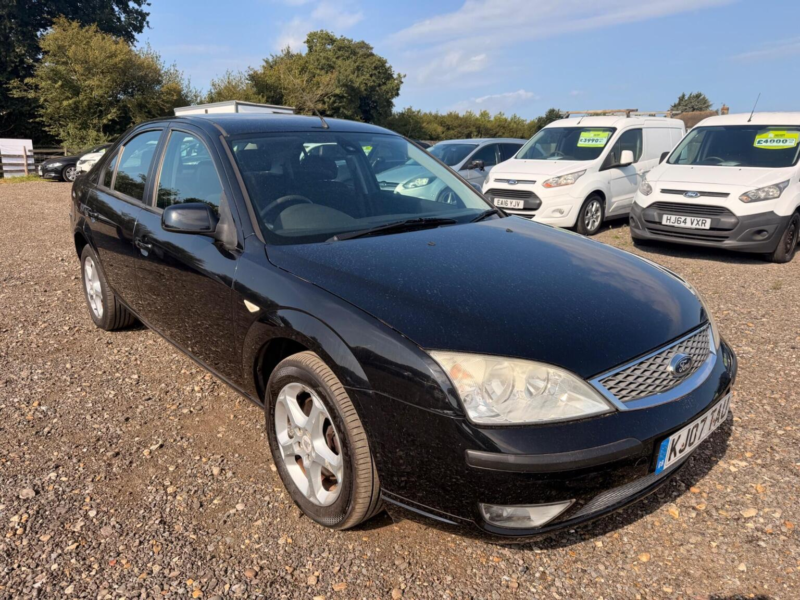 2007 Ford Mondeo 1.8 Edge 5dr in Black — image 1