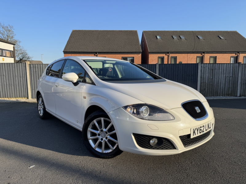 2012 SEAT Leon 1.6 Tdi Ecomotive Cr Se Copa in White — image 1