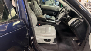 2018 Land Rover Discovery 2.0 Sd4 Hse Luxury Auto 4WD Euro 6 (s/s) 5dr in Blue — image 2