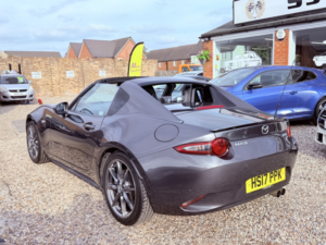 2017 Mazda Mx-5 Rf 2.0 Skyactiv-G Sport Nav in Grey — image 4