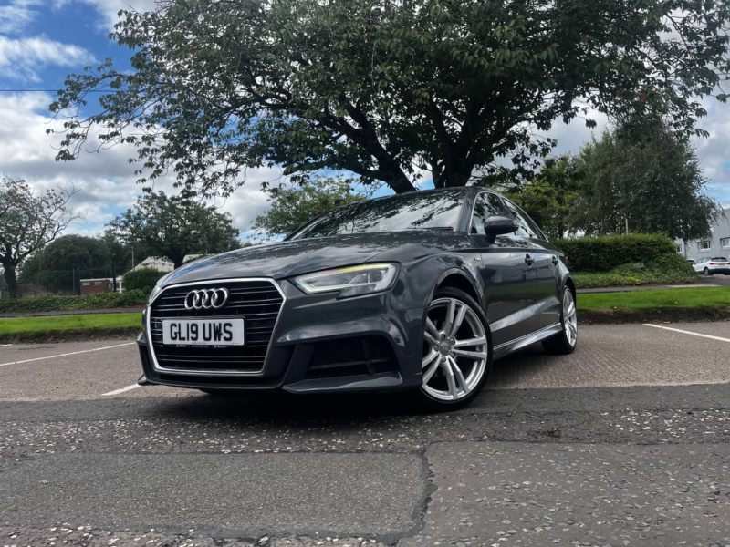2019 Audi A3 1.5 A3 S Line 35 Tfsi Semi-Auto 4dr in Grey — image 1