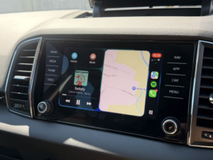 2018 Skoda Karoq 1.6 Tdi Se L in Grey — image 4